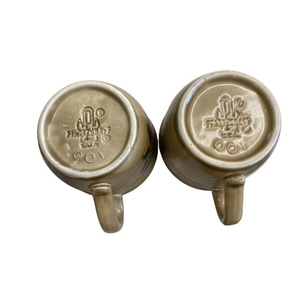 Vintage Set 2 Pfaltzgraff Folk Art Tan & Blue Coffee Cups Mug USA - Picture 6 of 8